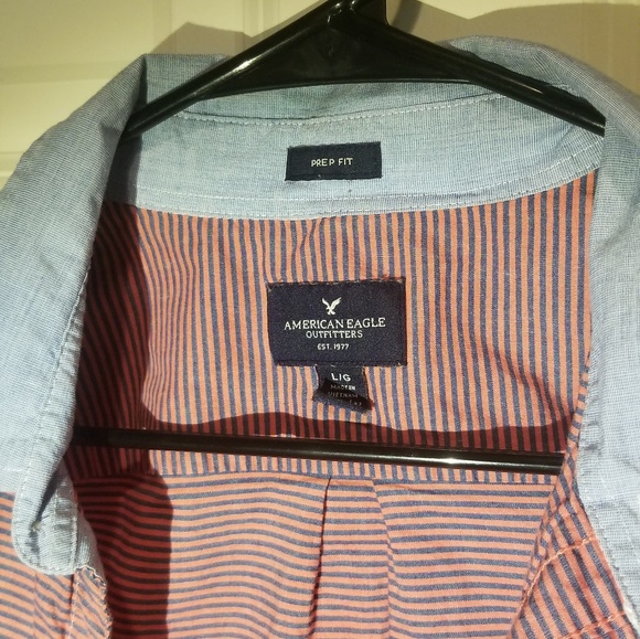 American Eagle Button Up - Picture 2 of 2